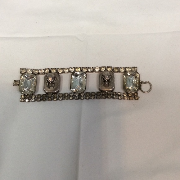 VINTAGE METAL SKULL ORANGE RHINESTONE BRACELET - Picture 1 of 12
